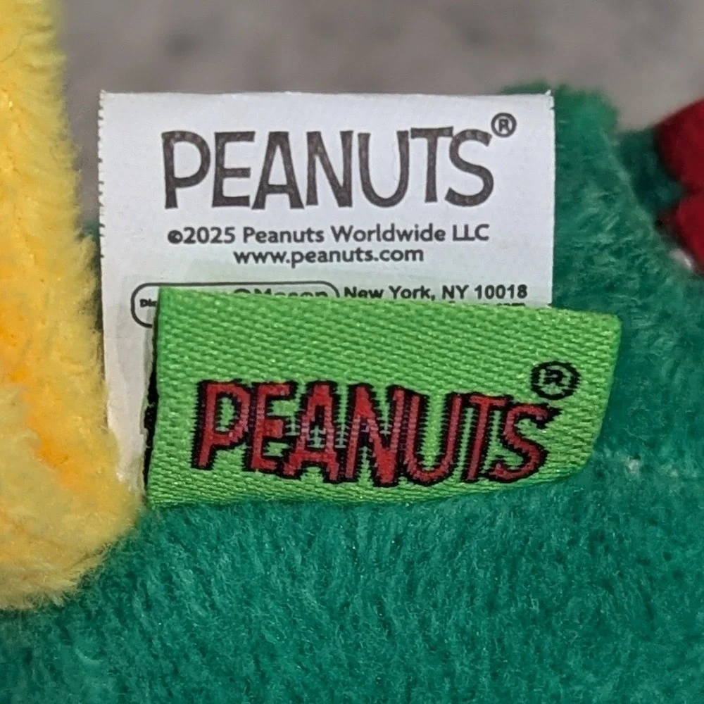 Peanuts christmas plush